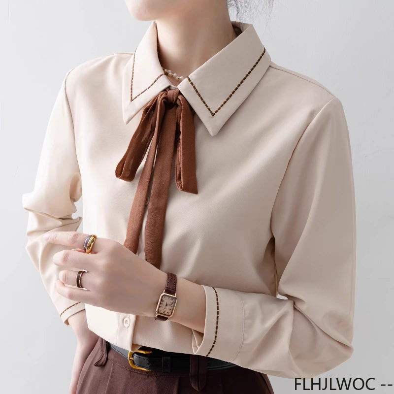 女性用シングルブレスト蝶ネクタイフォーマルブラウス、ピーター - Formal Wear Japan Women のレビューと価格