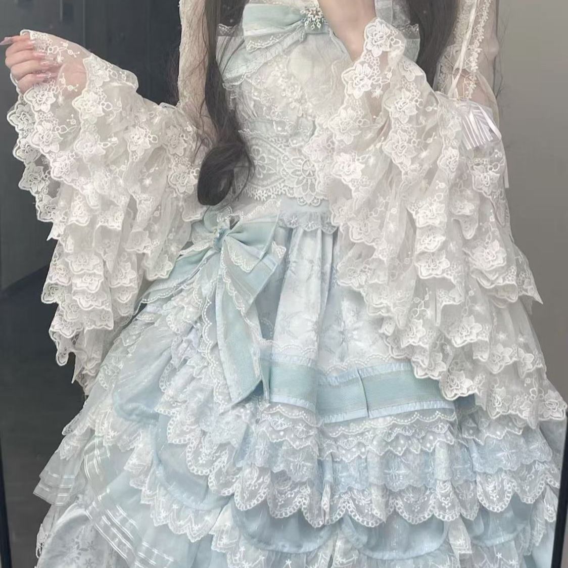 スイートロリータブラウスレーストリム袖襟蝶ネクタイヴィンテー - Formal Wear Japan Women のレビューと価格
